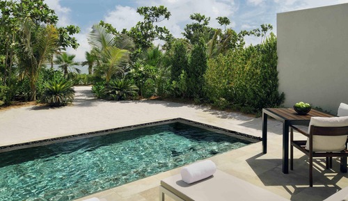 Al Marjan Beachfront Suite with Private Pool
