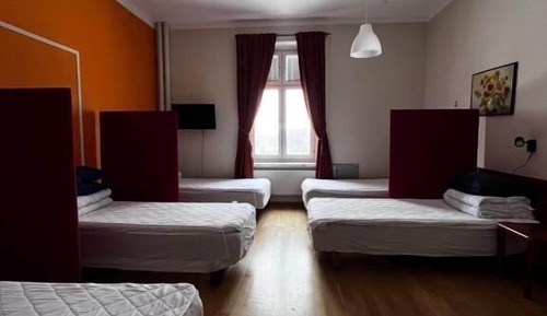 Shared Dormitory (Men Only)