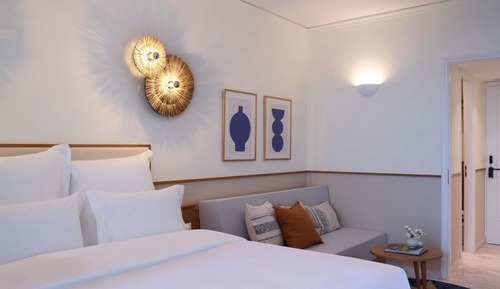 Classic Room, Pool View