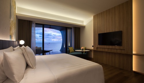 Premier Room, 1 King Bed, Ocean View