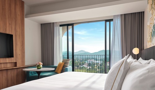 Superior Room, 1 King Bed