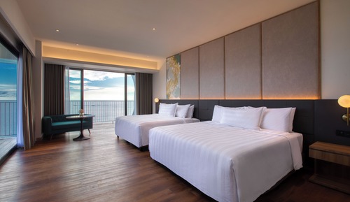 Premier Room, Multiple Beds, Corner (Ocean)