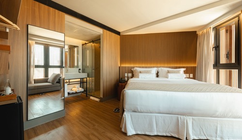 Premium Room