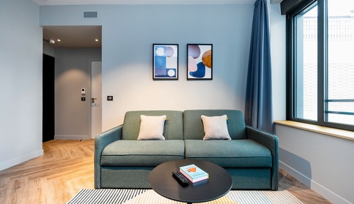 One Bedroom Apartment (Twin)