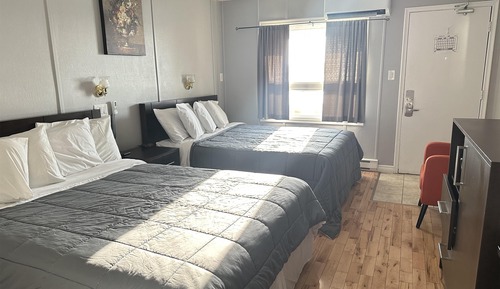 Standard Room, 2 Queen Beds, Non Smoking