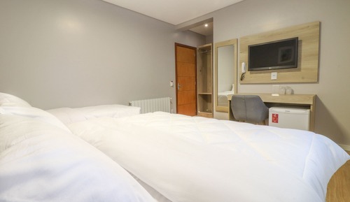 Economy Twin Room
