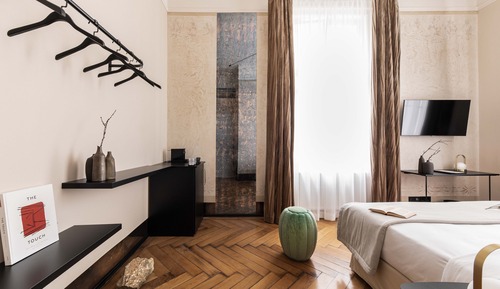 Superior Suite