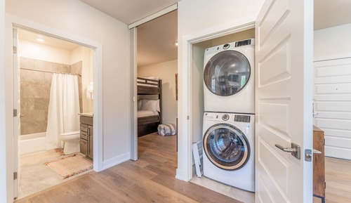 Apartment (3 Bedrooms)