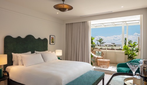 Classic Room, 1 King Bed, Accessible