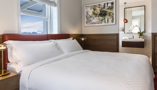 Room, 1 King Bed (Cosy Heritage Wing)