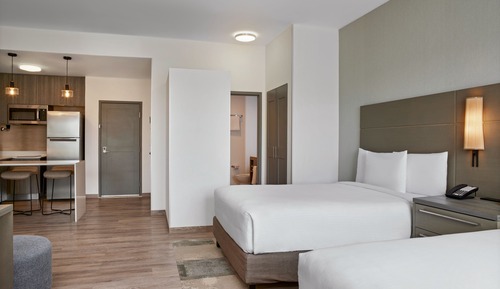 Studio, 2 Queen Beds, Non Smoking, Garden View (Balcony)