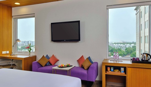 Superior Room, 1 King Bed