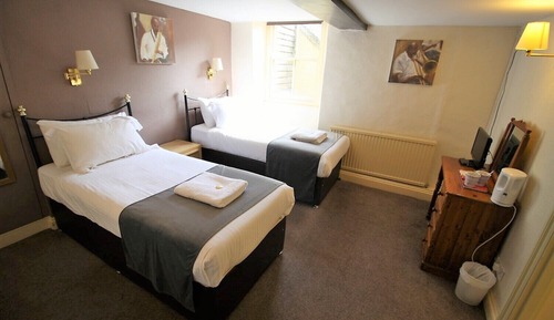 Standard Twin Room, Ensuite