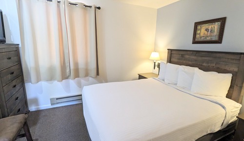 Suite, 1 Bedroom, Lake View