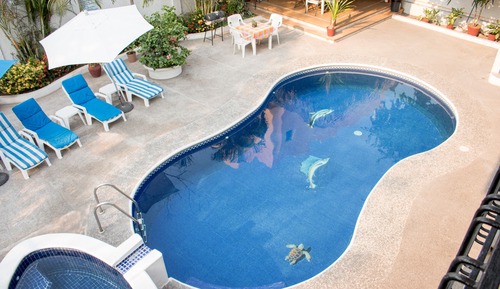 Suite (No Kitchenette)