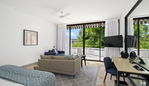 Classic Room, 1 King Bed