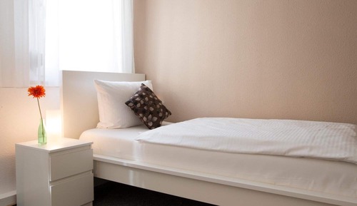 Economy Single Room