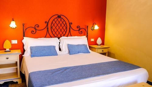 Economy Triple Room
