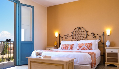 Double Room, Balcony