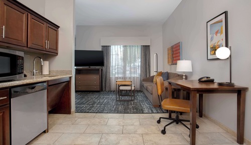 Studio, 1 King Bed, Accessible, Non Smoking (Roll-in Shower)