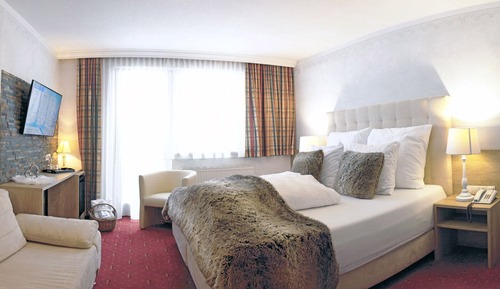 Deluxe Room, Balcony