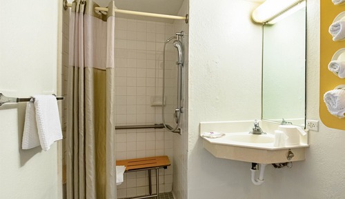 Standard Room, 2 Double Beds, Non Smoking