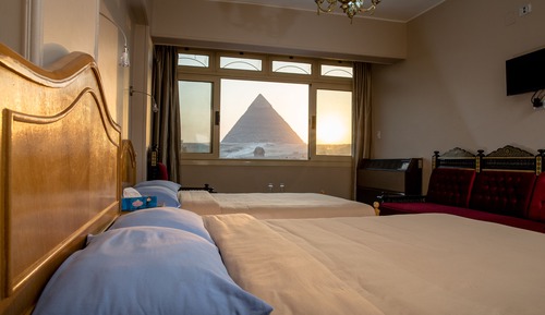 Standard Room, Pyramids View 