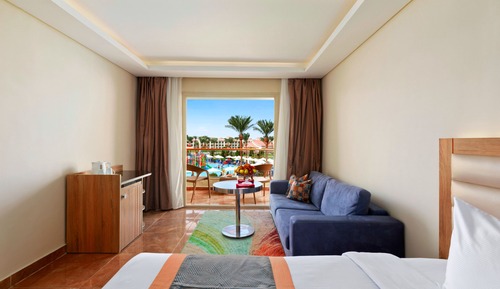 Deluxe Double Pool View