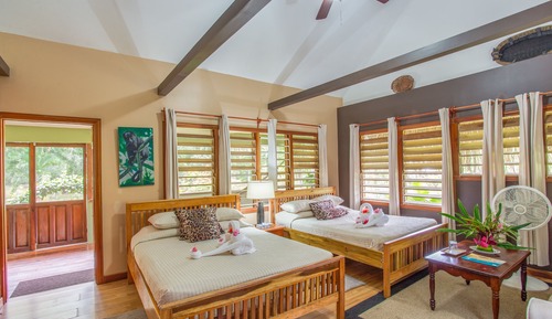 Family Room with Garden View