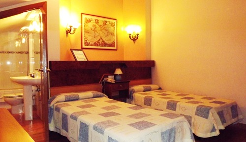 Standard Room, 2 Twin Beds