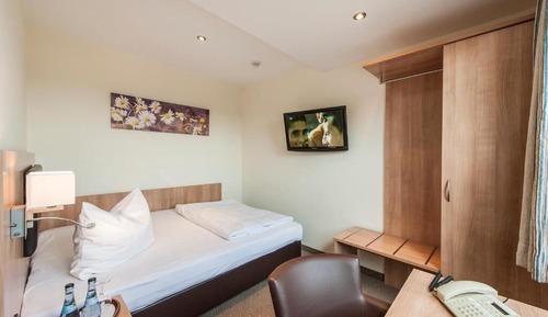 Standard Single Room