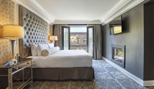 Luxury Suite