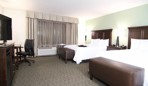 Room, 2 Queen Beds, Accessible, Non Smoking
