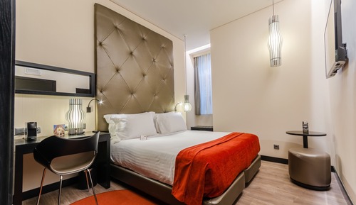 Comfort Room (Interior)