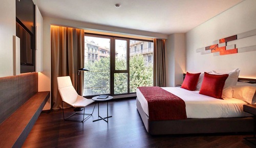 Premium Room