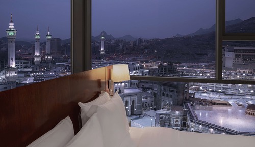 Junior Suite, 1 King Bed (Partial Kaaba View)