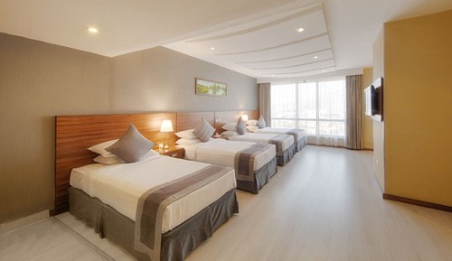 Standard Quadruple Room , Side Haram View