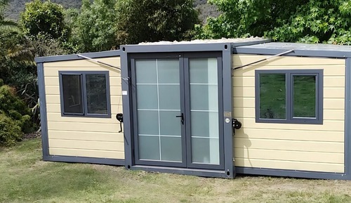 2 Bedroom Mount William Cabin