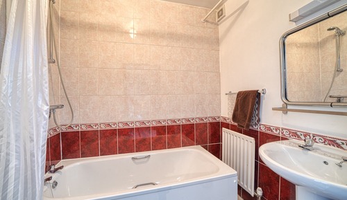 Traditional Double Room, Ensuite (Village view)