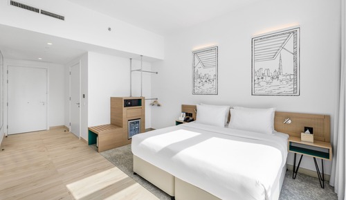 Room, 1 King Bed, Accessible, City View
