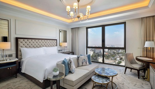 Premier Room, 1 King Bed, Non Smoking, City View