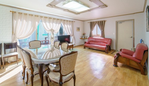 Basic Room, 1 Bedroom (Harmony Room B)