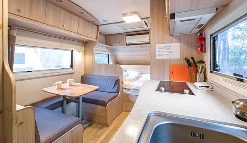 Basic Room, 1 Bedroom (caravan 4in-1yeol-2(random))