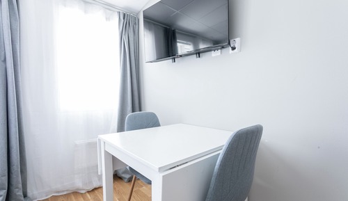 Deluxe Studio
