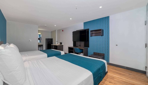 Standard Room, 2 Double Beds, Non Smoking, Kitchen