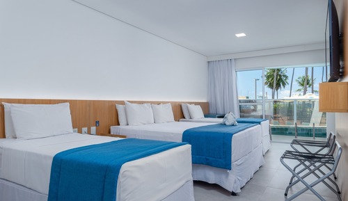 Suíte Excellence Casal + 2 com piscina na Varanda (Térreo)