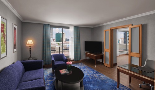 Executive Suite, 1 King Bed with Sofa bed, City View