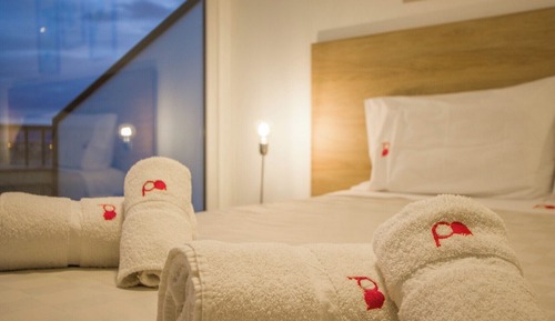 Standard Apartment, 1 Queen Bed with Sofa bed, Balcony, Canal View
