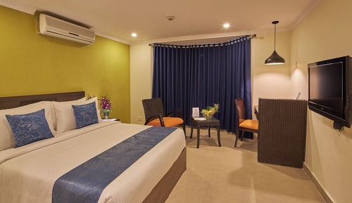 Suite, 1 Double Bed, City View