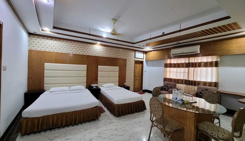 Premier Suite, Multiple Beds